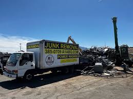 Best Estate Cleanout  in Stratford, TX